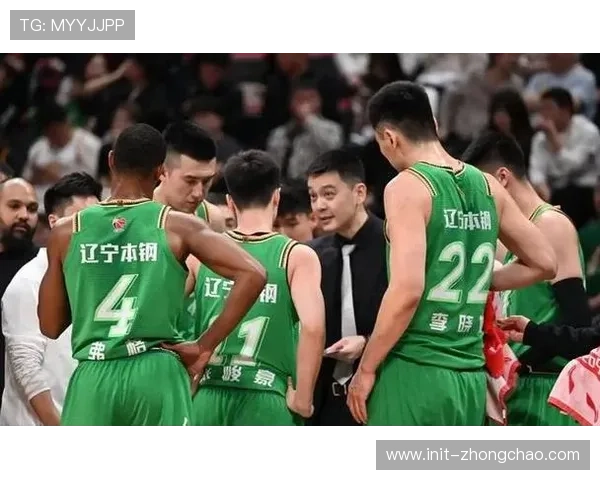 辽宁男篮阵容更替期的挑战与机遇，老将新秀交替