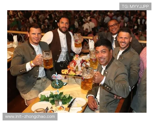 拜仁球员啤酒节私人聚会曝光，俱乐部未予评论